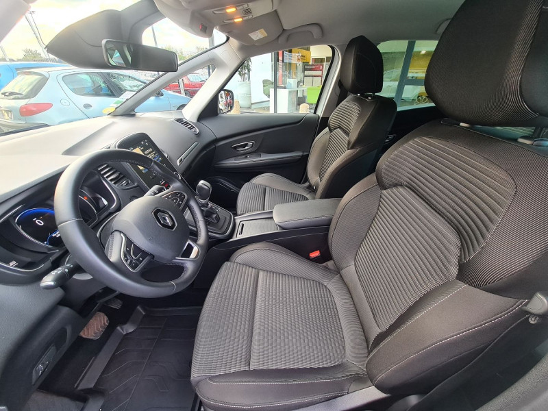 Photo 5 de l'offre de RENAULT GRAND SCENIC IV 1.7 BLUE DCI 120 CH BUSINESS EDC 7 PLACES à 20490€ chez Agence Quignette