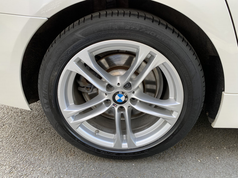 Photo 24 de l'offre de BMW SERIE 5 F10 LCI 520d xDrive 184 ch M Sport A à 20980€ chez NG AUTO