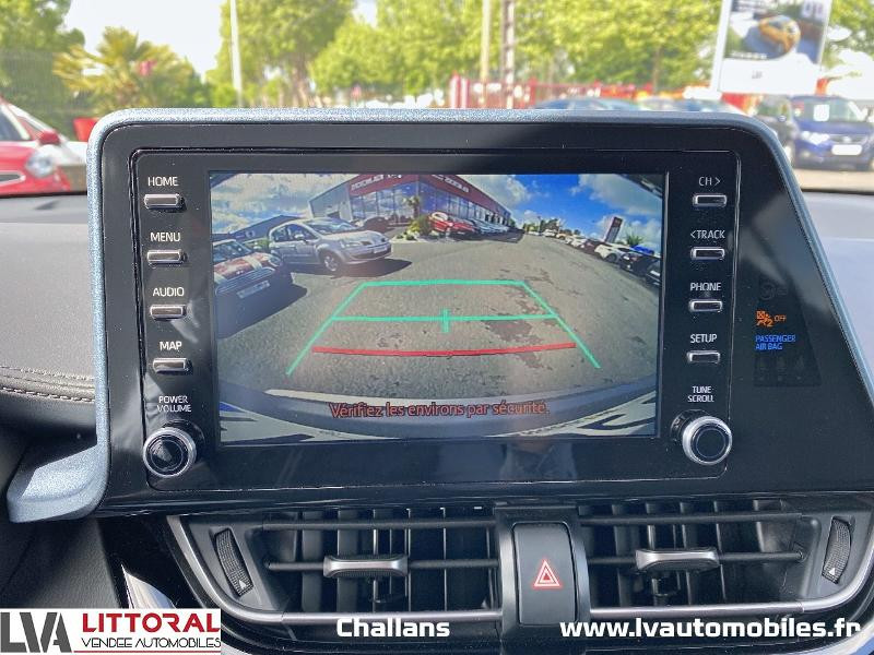 Photo 9 de l'offre de TOYOTA C-HR 122h Edition 2WD E-CVT MC19 à 24490€ chez Littoral Vendée Automobiles Challans