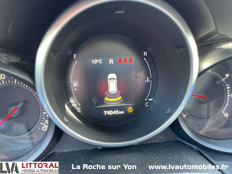 Photo 9 de l'offre de FIAT 500X 1.6 Multijet 16v 120ch Lounge DCT à 16490€ chez Littoral Vendée Automobiles Challans
