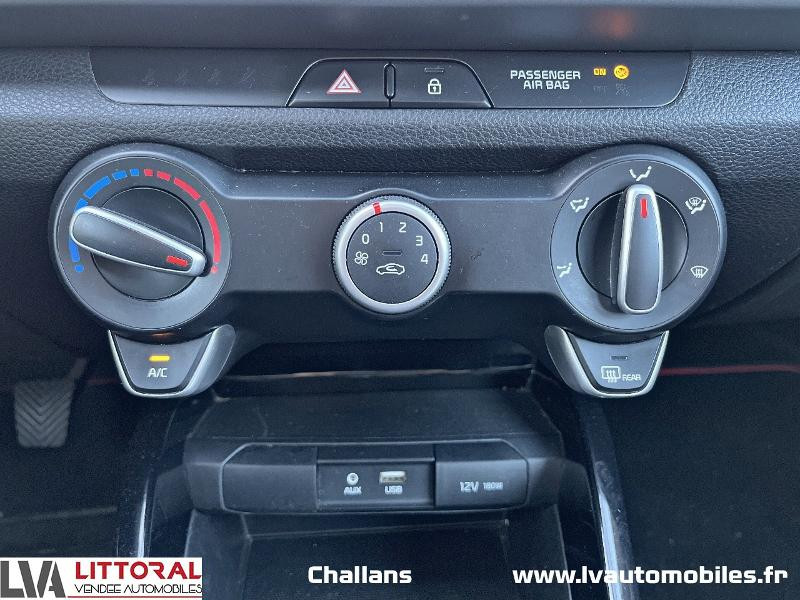 Photo 8 de l'offre de KIA Rio 1.4 CRDI 90ch ISG Active à 9990€ chez Littoral Vendée Automobiles Challans