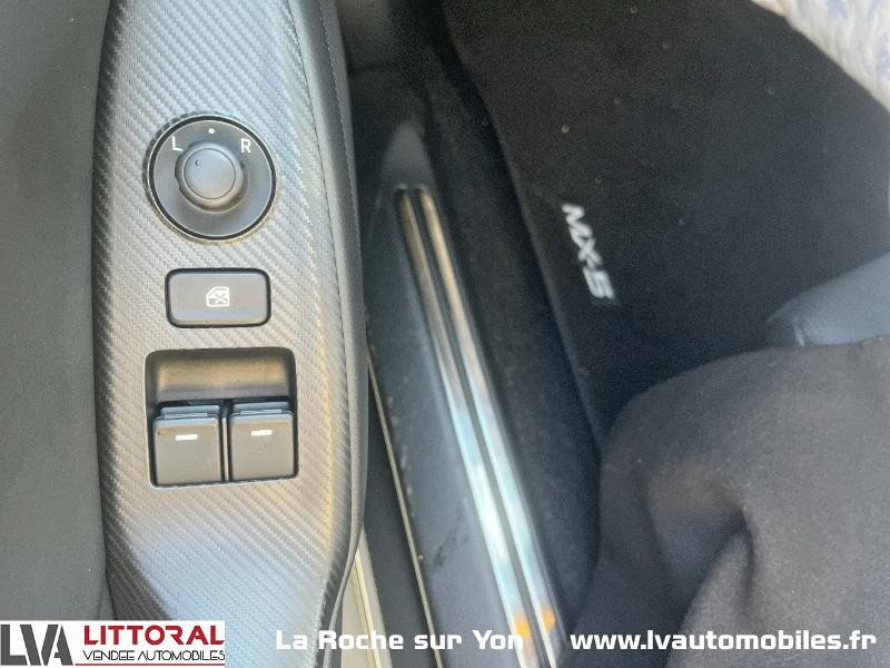 Photo 15 de l'offre de MAZDA MX-5 2.0 SKYACTIV-G 184ch Sélection 2022 à 36490€ chez Littoral Vendée Automobiles Mouilleron Le Captif