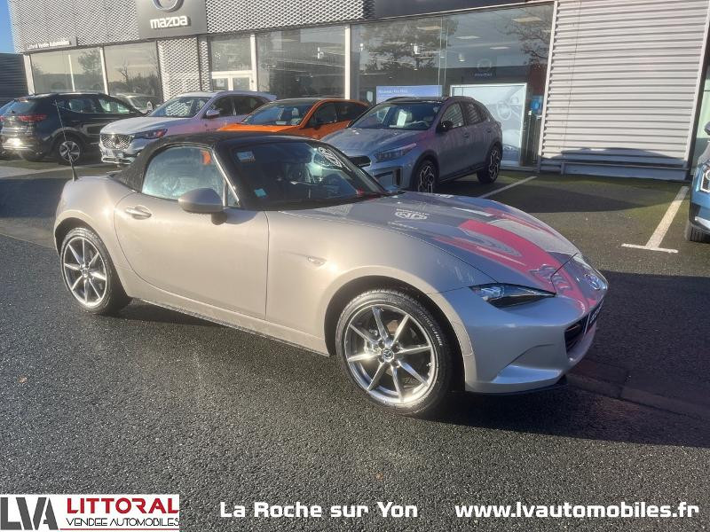 Photo 3 de l'offre de MAZDA MX-5 2.0 SKYACTIV-G 184ch Sélection 2022 à 36490€ chez Littoral Vendée Automobiles Mouilleron Le Captif