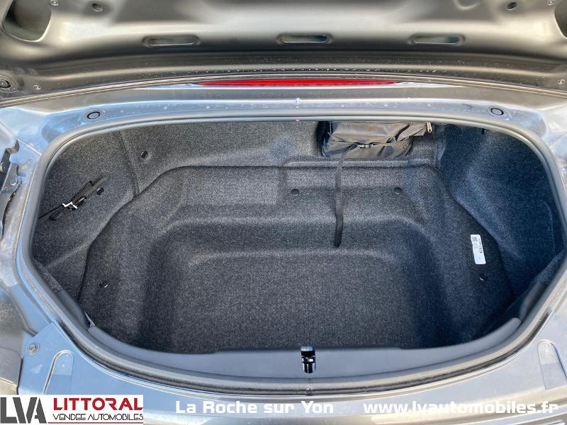 Photo 5 de l'offre de MAZDA MX-5 2.0 SKYACTIV-G 184ch Sélection 2022 à 37990€ chez Littoral Vendée Automobiles Mouilleron Le Captif