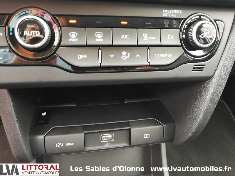 Photo 8 de l'offre de KIA e-Niro Premium 204ch à 35990€ chez Littoral Vendée Automobiles Le Château D’Olonne