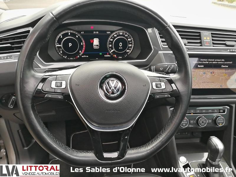 Photo 6 de l'offre de VOLKSWAGEN Tiguan 2.0 TDI 150ch Carat Exclusive DSG7 à 29990€ chez Littoral Vendée Automobiles Le Château D’Olonne