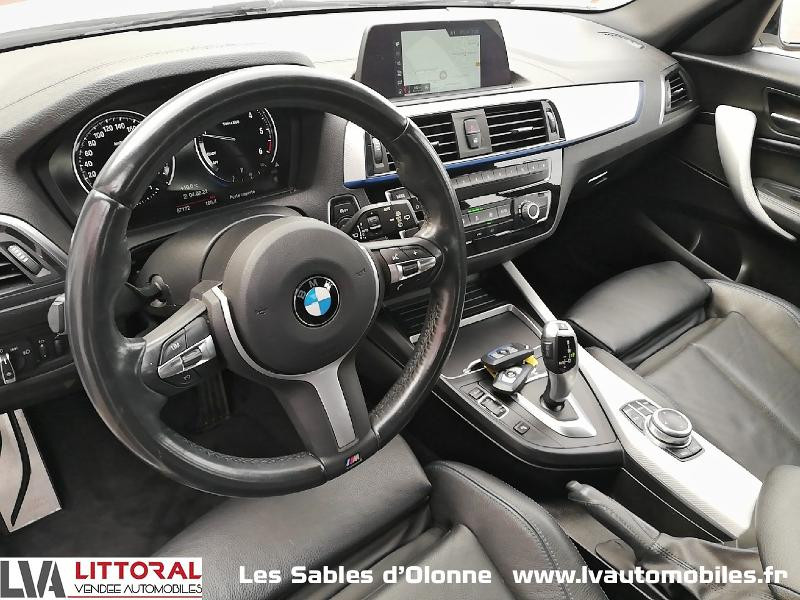 Photo 4 de l'offre de BMW Serie 1 118dA 150ch M Sport Ultimate 5p Euro6d-T à 24900€ chez Littoral Vendée Automobiles Le Château D’Olonne