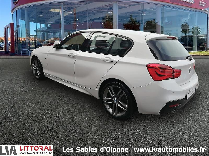 Photo 3 de l'offre de BMW Serie 1 118dA 150ch M Sport Ultimate 5p Euro6d-T à 24900€ chez Littoral Vendée Automobiles Le Château D’Olonne