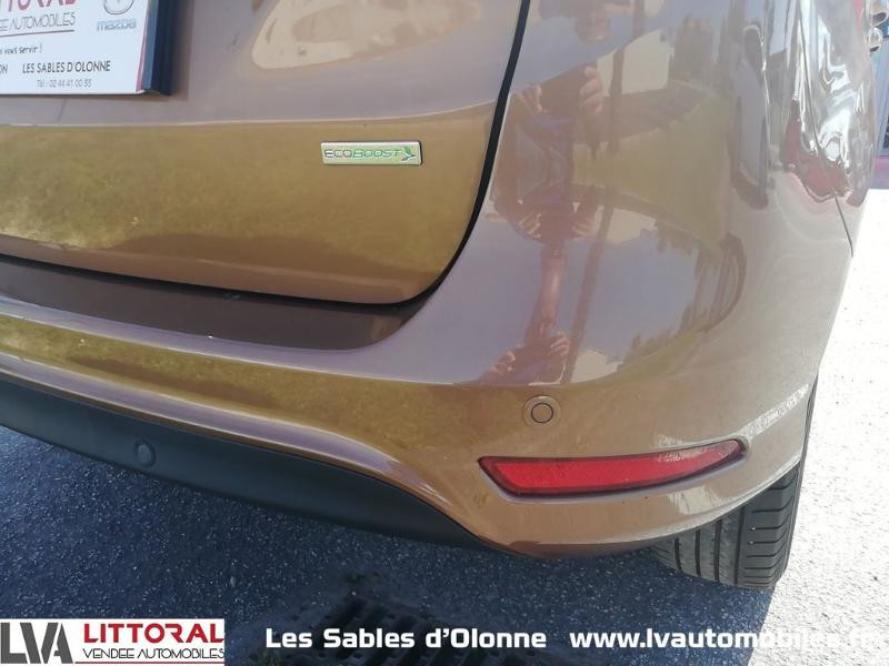 Photo 18 de l'offre de FORD B-MAX 1.0 SCTi 125ch EcoBoost Stop&Start Edition à 9990€ chez Littoral Vendée Automobiles Le Château D’Olonne