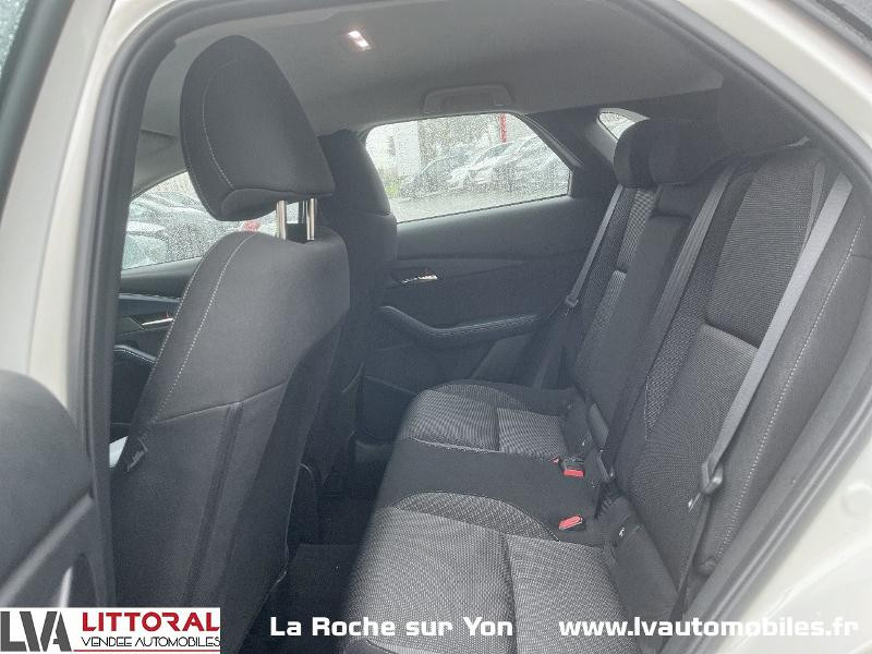 Photo 12 de l'offre de MAZDA CX-30 2.0 SKYACTIV-G M-Hybrid 122ch Style BVA 6cv 2020 à 25490€ chez Littoral Vendée Automobiles Le Château D’Olonne