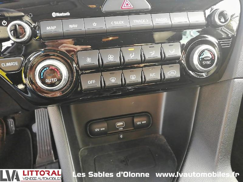 Photo 8 de l'offre de KIA Sportage 1.6 CRDi 136ch MHEV Design 4x2 DCT7 à 26490€ chez Littoral Vendée Automobiles Le Château D’Olonne