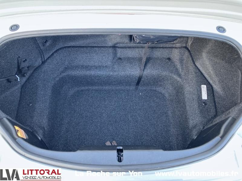 Photo 13 de l'offre de MAZDA MX-5 1.5 SKYACTIV-G 132ch 100ème Anniversaire Euro6d-T Evap 2021 à 30990€ chez Littoral Vendée Automobiles Le Château D’Olonne
