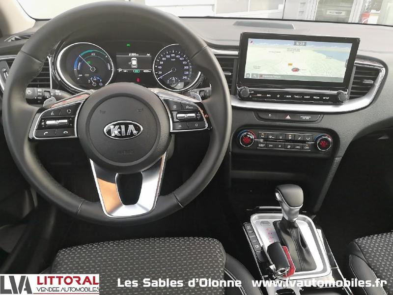 Photo 11 de l'offre de KIA XCeed 1.6 GDi 105ch + Plug-In 60.5ch Active DCT6 à 28990€ chez Littoral Vendée Automobiles Le Château D’Olonne