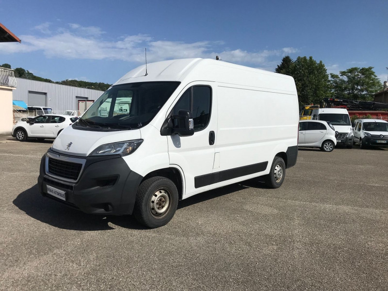 Photo 3 de l'offre de PEUGEOT BOXER FG 333 L2H2 2.0 BLUEHDI 130 PREMIUM à 19080€ chez Brignais automobiles
