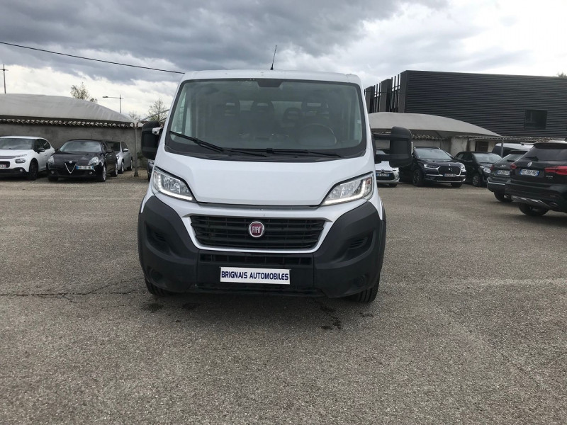 Photo 2 de l'offre de FIAT DUCATO BENNE 3.5 MAXI XL 2.3 MULTIJET 130CH DOUBLE CABINE PACK PROFESSIONAL + COFFRE à 27480€ chez Brignais automobiles