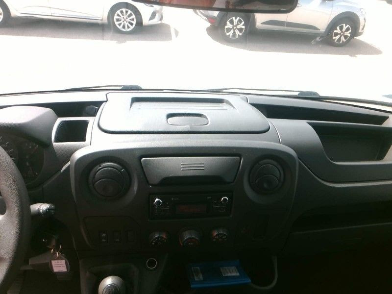 Photo 7 de l'offre de RENAULT MASTER III PLANCB F3500 L3H1 2.3 DCI 130CH GRAND CONFORT POLYVOLUME à 26280€ chez Brignais automobiles