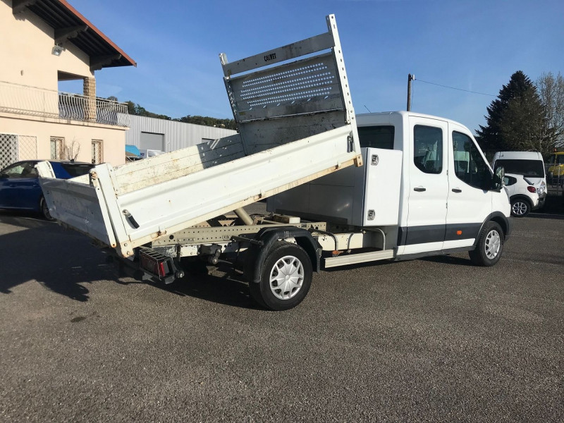 Photo 11 de l'offre de FORD TRANSIT 2T CCB RJ 350 L3 2.0 TDCI 130CH DOUBLE CABINE BENNE AMBIENTE à 23880€ chez Brignais automobiles