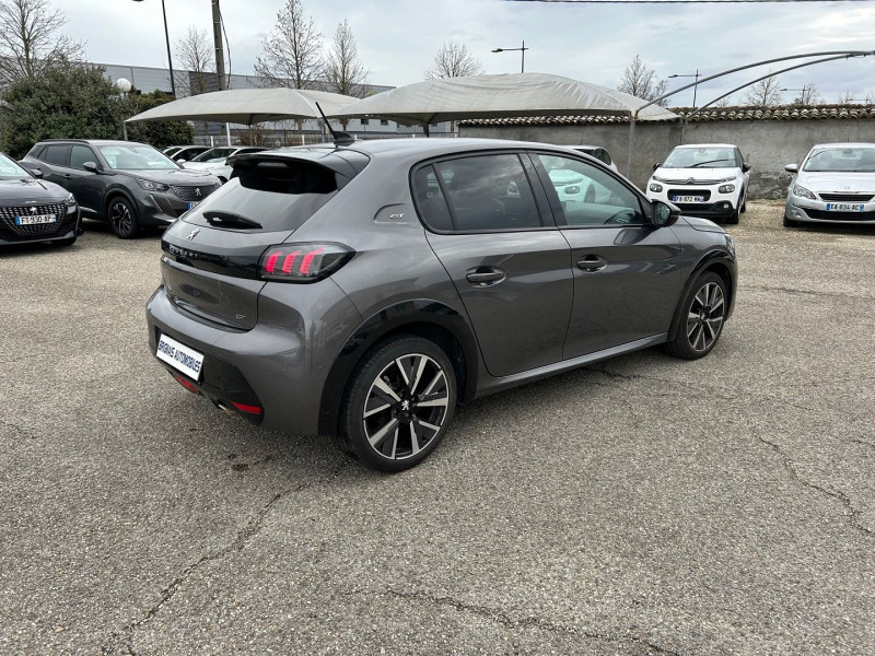 Photo 6 de l'offre de PEUGEOT 208 1.2 PURETECH 100CH S&S GT à 23900€ chez Brignais automobiles
