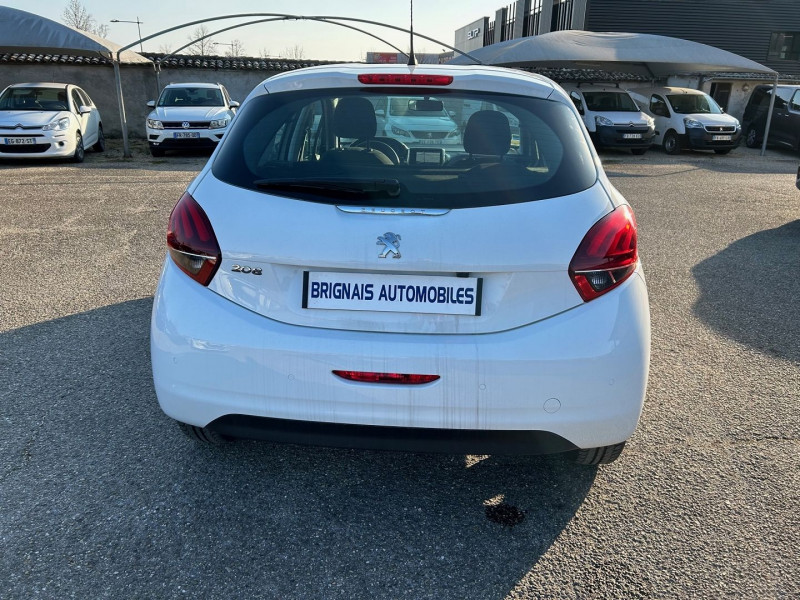 Photo 5 de l'offre de PEUGEOT 208 AFFAIRE 1.6 BLUEHDI 100CH S&S PREMIUM PACK EURO6C à 11400€ chez Brignais automobiles