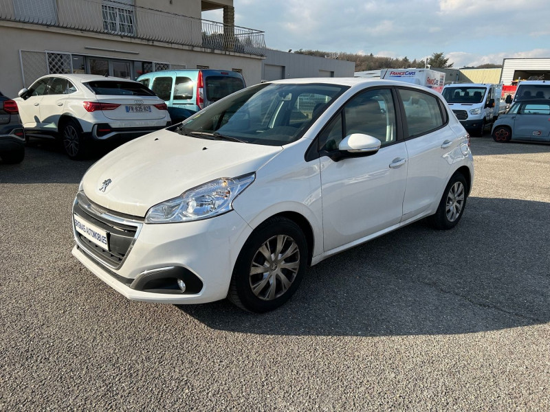 Photo 3 de l'offre de PEUGEOT 208 AFFAIRE 1.6 BLUEHDI 100CH S&S PREMIUM PACK EURO6C à 10900€ chez Brignais automobiles