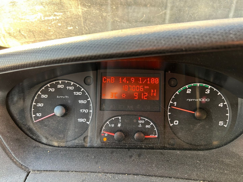 Photo 10 de l'offre de IVECO DAILY CCB 35C13  FRIGO MULTI-TEMPERATURE à 23880€ chez Brignais automobiles