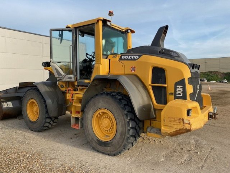 Volvo CHARGEUSE A PNEUS L70H  JAUNE Occasion à vendre