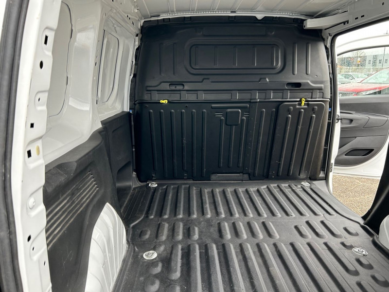 Photo 10 de l'offre de CITROEN BERLINGO VAN M 650KG BLUEHDI 100 S&S CLUB BVM5 à 19800€ chez Brignais automobiles