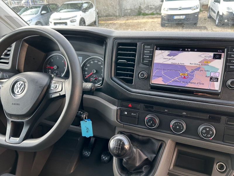 Photo 9 de l'offre de VOLKSWAGEN CRAFTER FG 35 L3H3 2.0 TDI 140CH BUSINESS LINE TRACTION à 25080€ chez Brignais automobiles