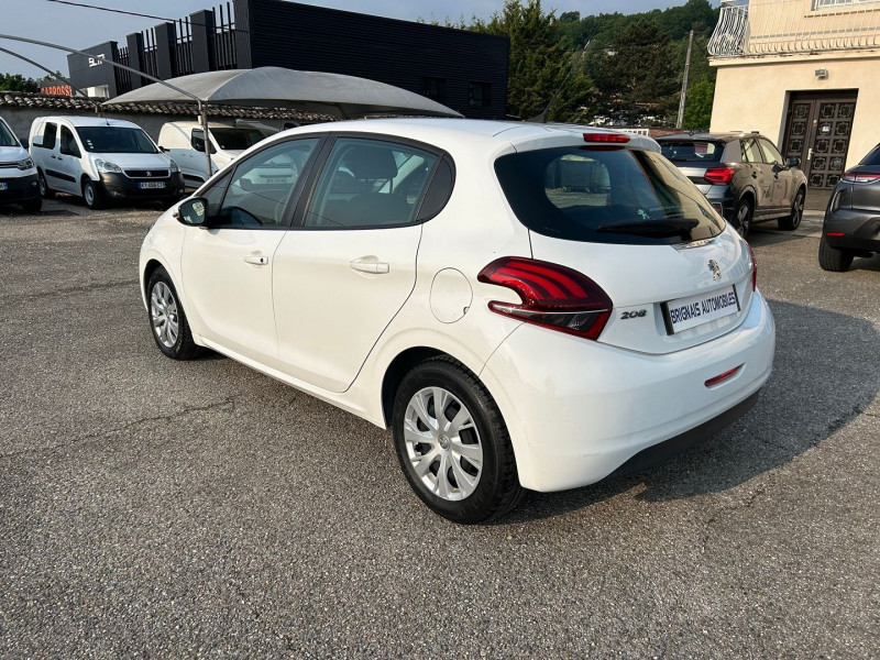 Photo 4 de l'offre de PEUGEOT 208 AFFAIRE 1.6 BLUEHDI 75CH PREMIUM PACK à 9900€ chez Brignais automobiles