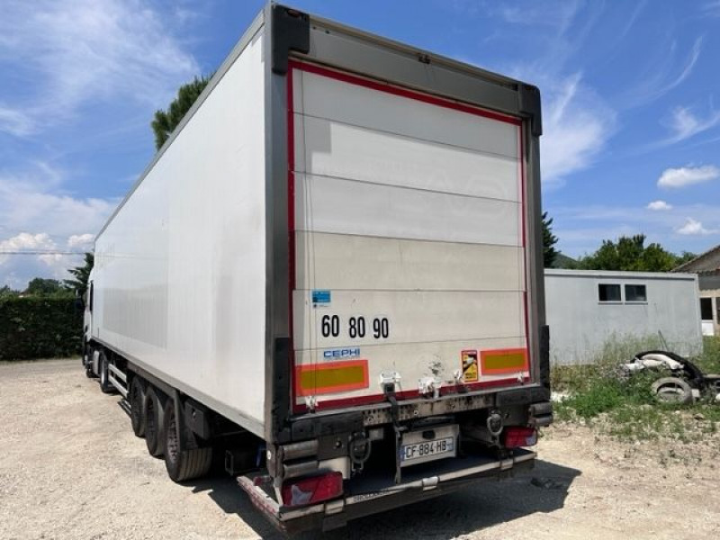 Photo 4 de l'offre de LAMBERET SEMI FRIGO 3 ESS  MONO TEMPERATURE GROUPE THERMOKING  +  HAYON à 17880€ chez Brignais automobiles