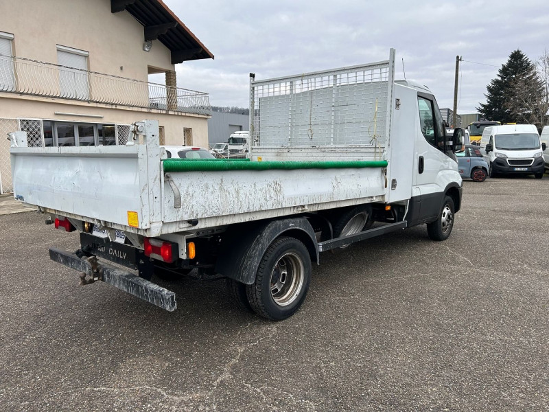 Photo 6 de l'offre de IVECO DAILY CCB 35C14 EMP  3750  BENNE + COFFRE à 37080€ chez Brignais automobiles