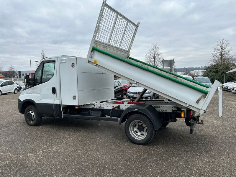 Photo 9 de l'offre de IVECO DAILY CCB 35C14 EMP  3750  BENNE + COFFRE à 37080€ chez Brignais automobiles