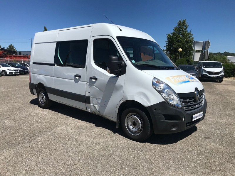 Photo 2 de l'offre de RENAULT MASTER III FG F3500 L2H2 2.3 DCI 110CH CABINE APPROFONDIE GRAND CONFORT EURO6 à 20280€ chez Brignais automobiles