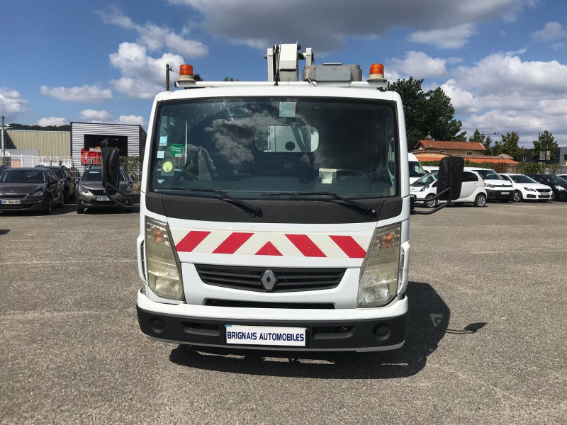 Photo 2 de l'offre de RENAULT TRUCKS MAXITY CCB 110 35 +  NACELLE COMILEV 100 à 27480€ chez Brignais automobiles