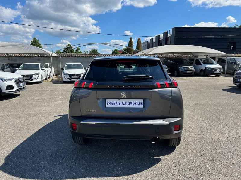 Photo 5 de l'offre de PEUGEOT 2008 1.2 PURETECH 100CH S&S ALLURE à 15900€ chez Brignais automobiles