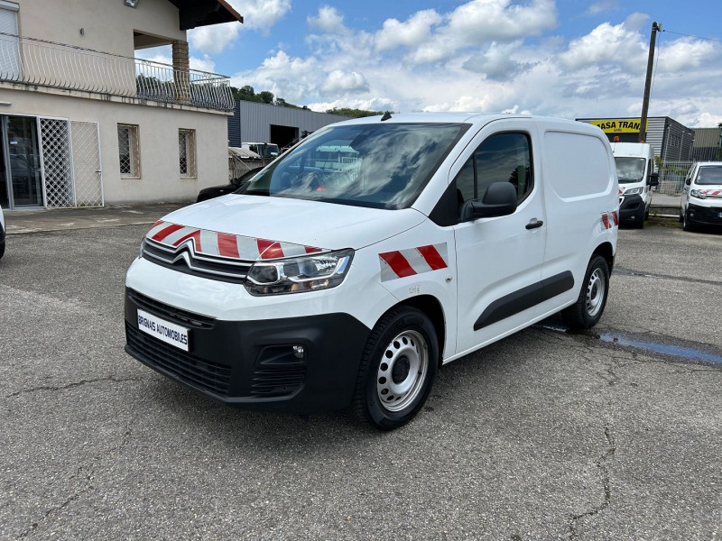 Photo 3 de l'offre de CITROEN BERLINGO VAN M 650KG BLUEHDI 100 S&S CLUB BVM5 à 17880€ chez Brignais automobiles