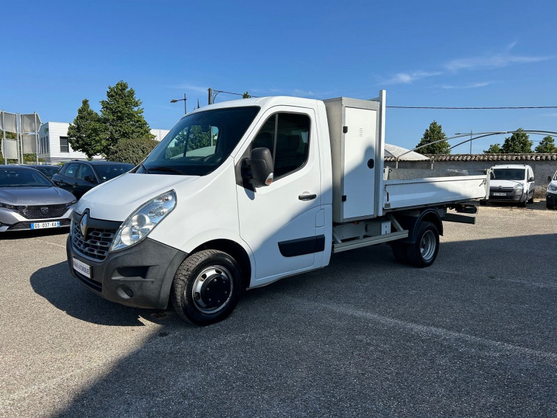 Photo 4 de l'offre de RENAULT MASTER III BENNE R3500RJ L3 2.3 DCI 130CH +COFFRE CONFORT EUROVI à 22680€ chez Brignais automobiles