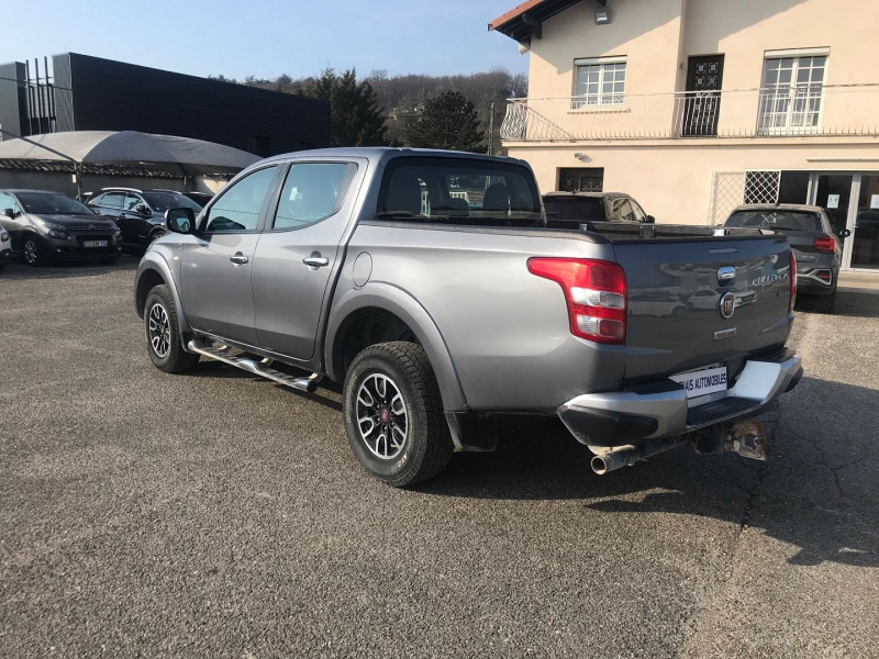 Photo 4 de l'offre de FIAT FULLBACK 2.4 D 180CH DOUBLE CABINE PACK SPORT à 25900€ chez Brignais automobiles