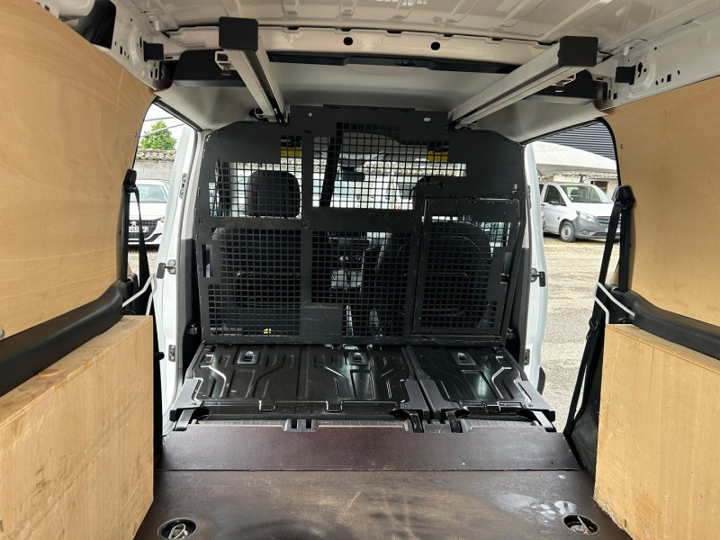 Photo 12 de l'offre de CITROEN BERLINGO VAN XL 850KG BLUEHDI 100 S&S CABINE APPROFONDIE CONTROL BVM5 à 21480€ chez Brignais automobiles