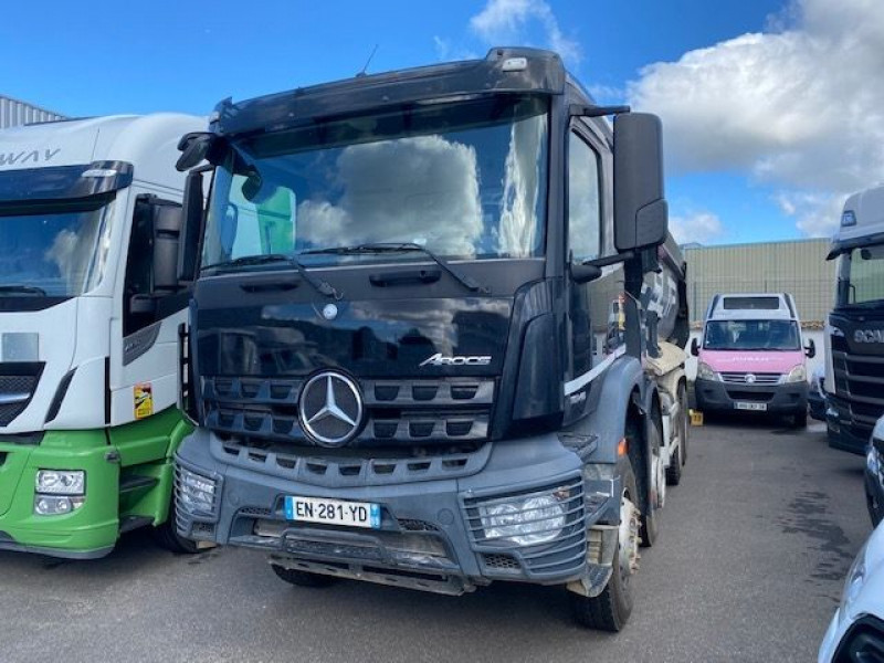 Mercedes AROCS 32.46  8X4  BENNE Diesel NOIR Occasion à vendre