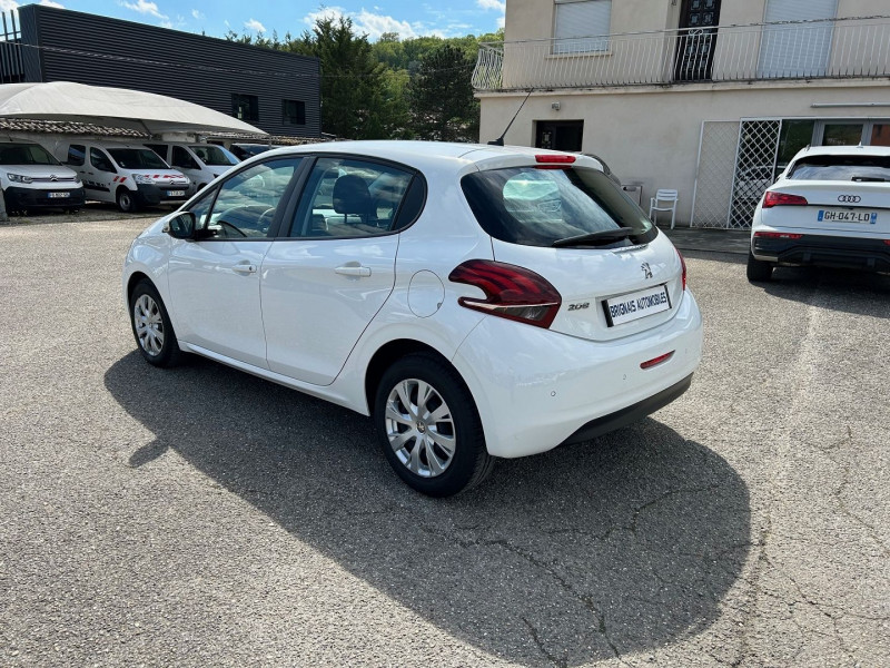 Photo 4 de l'offre de PEUGEOT 208 AFFAIRE 1.5 BLUEHDI 100 PREMIUM à 12480€ chez Brignais automobiles