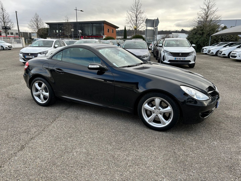 Photo 8 de l'offre de MERCEDES-BENZ CLASSE SLK 350 à 19900€ chez Brignais automobiles