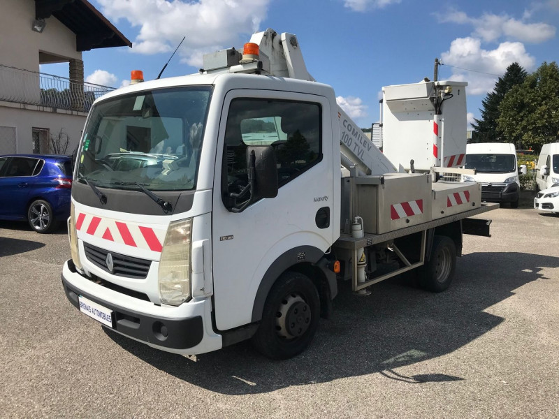 Photo 3 de l'offre de RENAULT TRUCKS MAXITY CCB 110 35 +  NACELLE COMILEV 100 à 27480€ chez Brignais automobiles