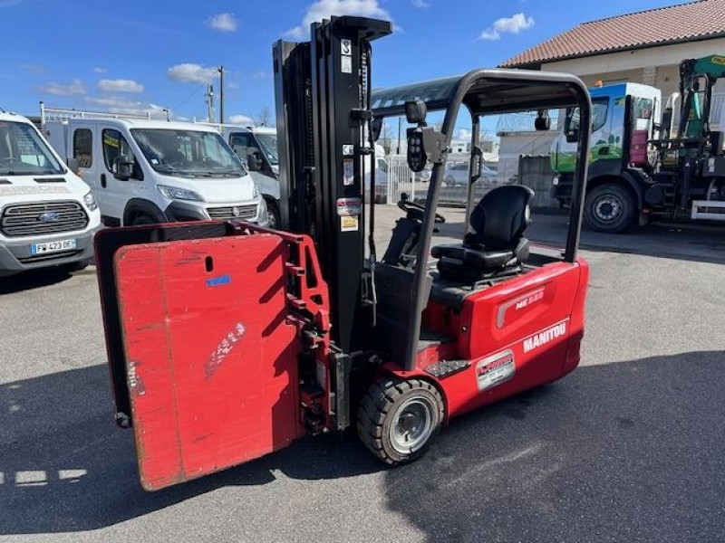 Photo 1 de l'offre de MANITOU CHARIOT ELEVATEUR FRONTAL ELEC. M320 à 26280€ chez Brignais automobiles