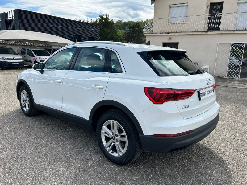 Photo 4 de l'offre de AUDI Q3 35 TDI 150CH BUSINESS LINE S TRONIC 7 à 22900€ chez Brignais automobiles