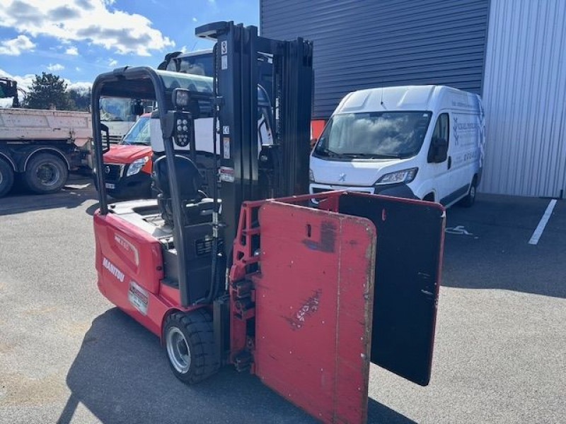 Photo 2 de l'offre de MANITOU CHARIOT ELEVATEUR FRONTAL ELEC. M320 à 26280€ chez Brignais automobiles