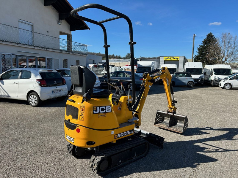 Photo 2 de l'offre de JCB MINI-PELLE A CHENILLE 8008 S5 à 20280€ chez Brignais automobiles