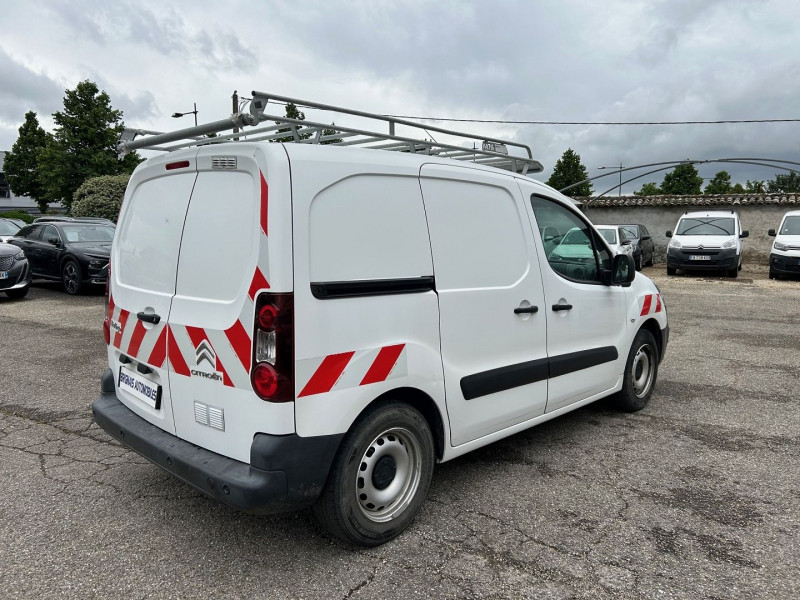 Photo 6 de l'offre de CITROEN BERLINGO M 1.6 BLUEHDI 100 CLUB à 13080€ chez Brignais automobiles