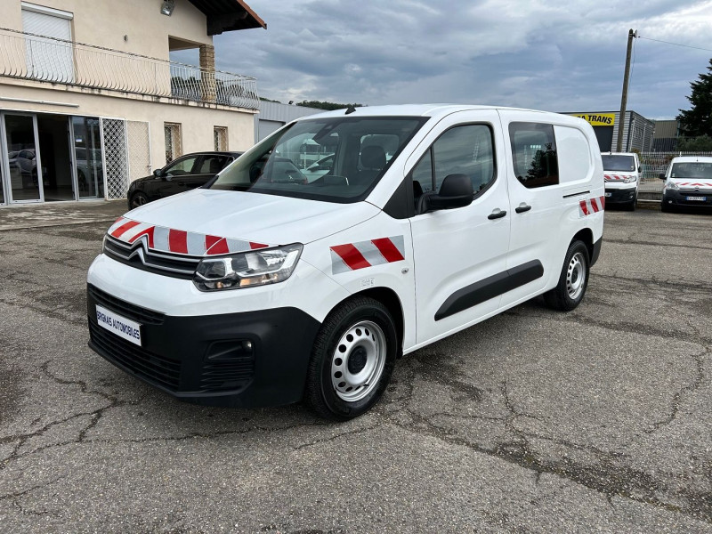 Photo 3 de l'offre de CITROEN BERLINGO VAN XL 850KG BLUEHDI 100 S&S CABINE APPROFONDIE CONTROL BVM5 à 21480€ chez Brignais automobiles