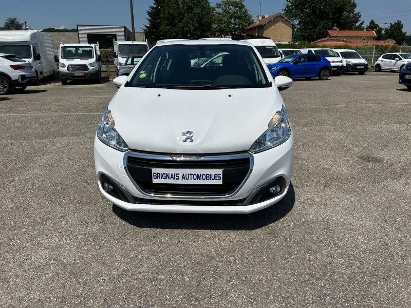 Photo 2 de l'offre de PEUGEOT 208 AFFAIRE BLUEHDI 100CH S&S PREMIUM PACK EURO6C à 12900€ chez Brignais automobiles